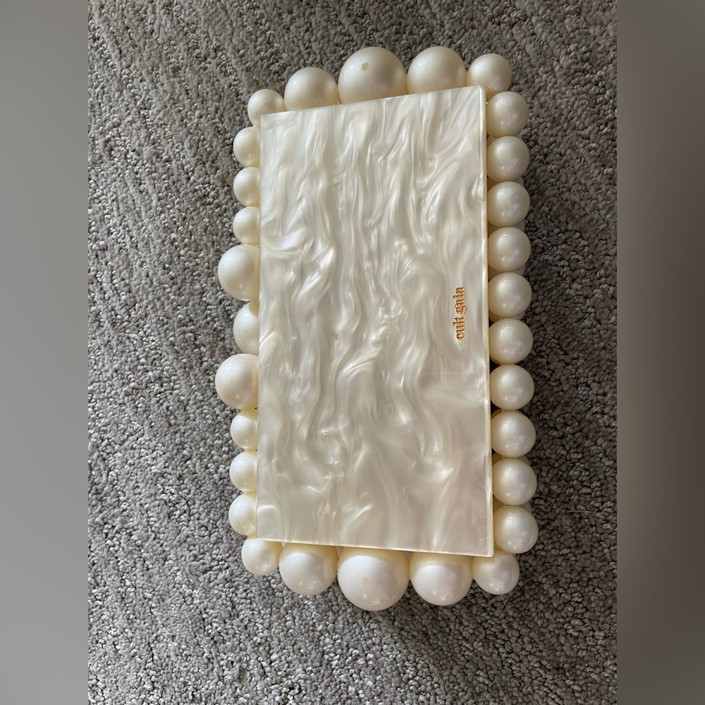 Cult Gaia eos pearl clutch